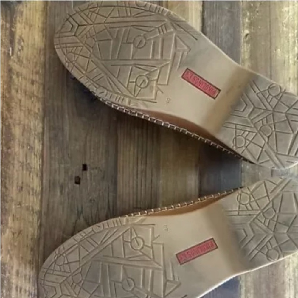 Pikolinos Gandia
premium Soft Leather Loafer
Women size 9 - Picture 3 of 3